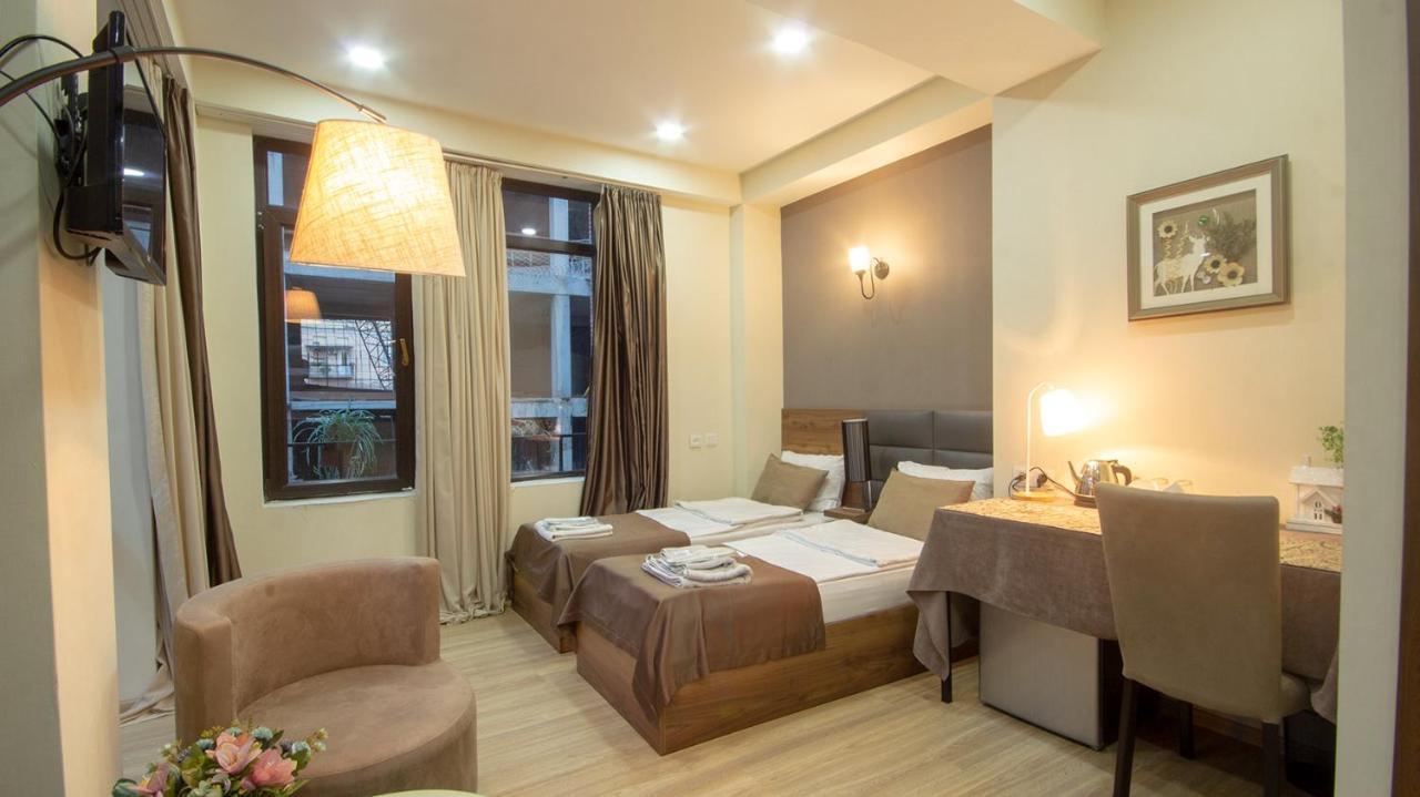 Hotel Terrace Tbilissi Extérieur photo